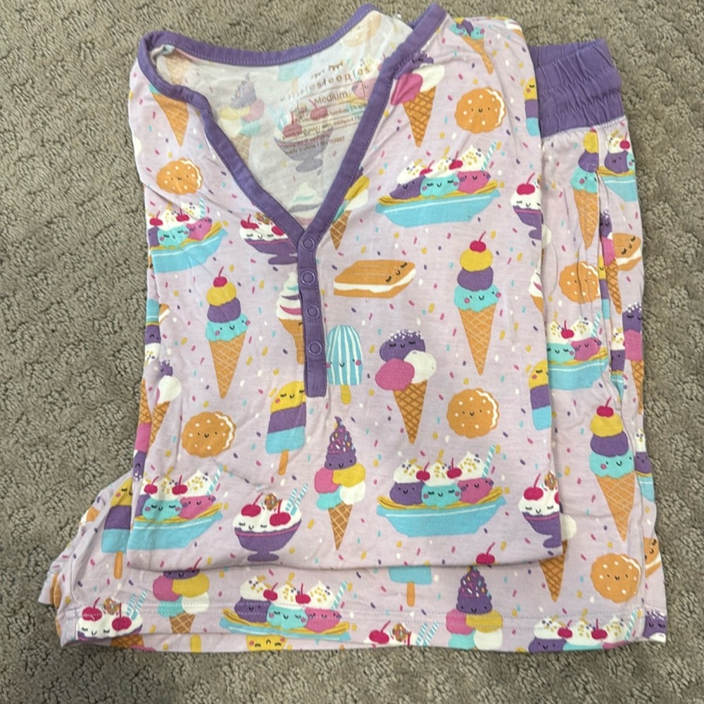 Little Sleepies Woman’s Pajama Set